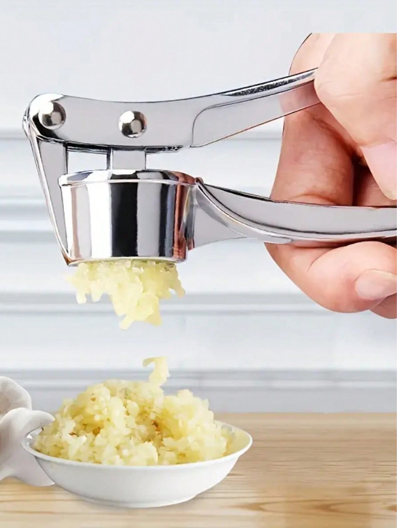Kitchen Garlic Press Crusher M - Kitchen Appliances Garage ulasan dan harga
